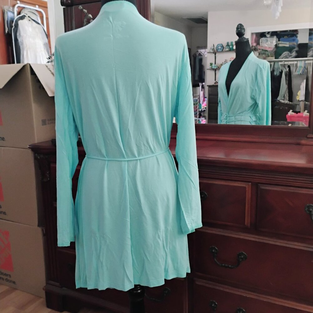 Pale Blue Robe with Front Pockets - Picture 3 of 5